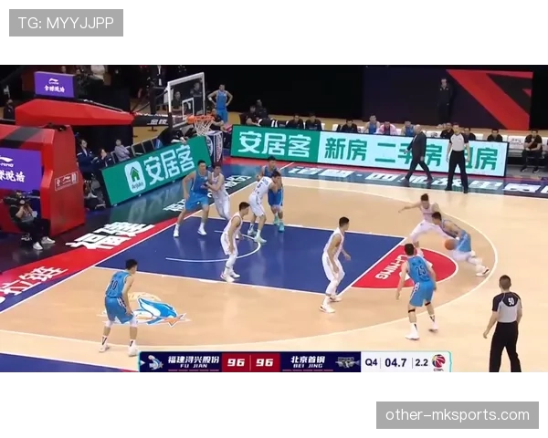 假摔判罚规则：裁判如何识别并处罚球员故意倒地行为